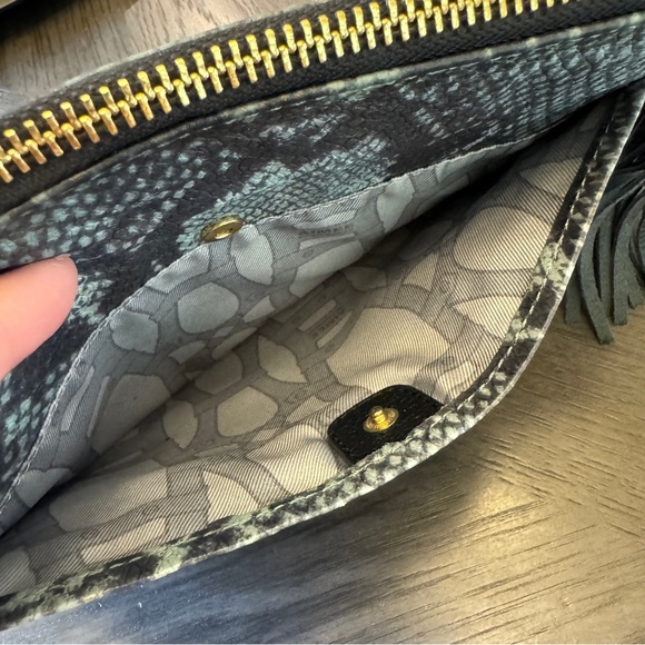 Aimee Kestenberg handbag pouch blue snakeskin vegan leather tassel clutc… - Picture 5 of 9